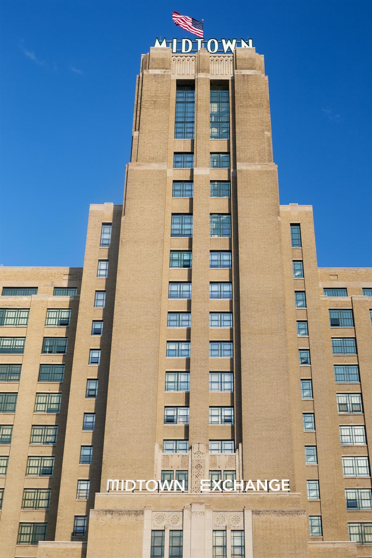 Sheraton Hotel Minneapolis Midtown Exterior photo